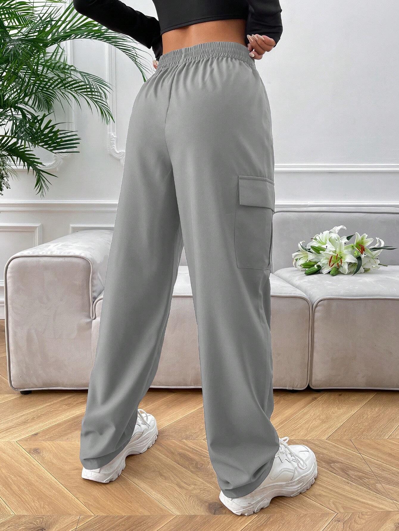 Casual Flap Side Pocket Plain Cargo Pants in Black – back view detail
