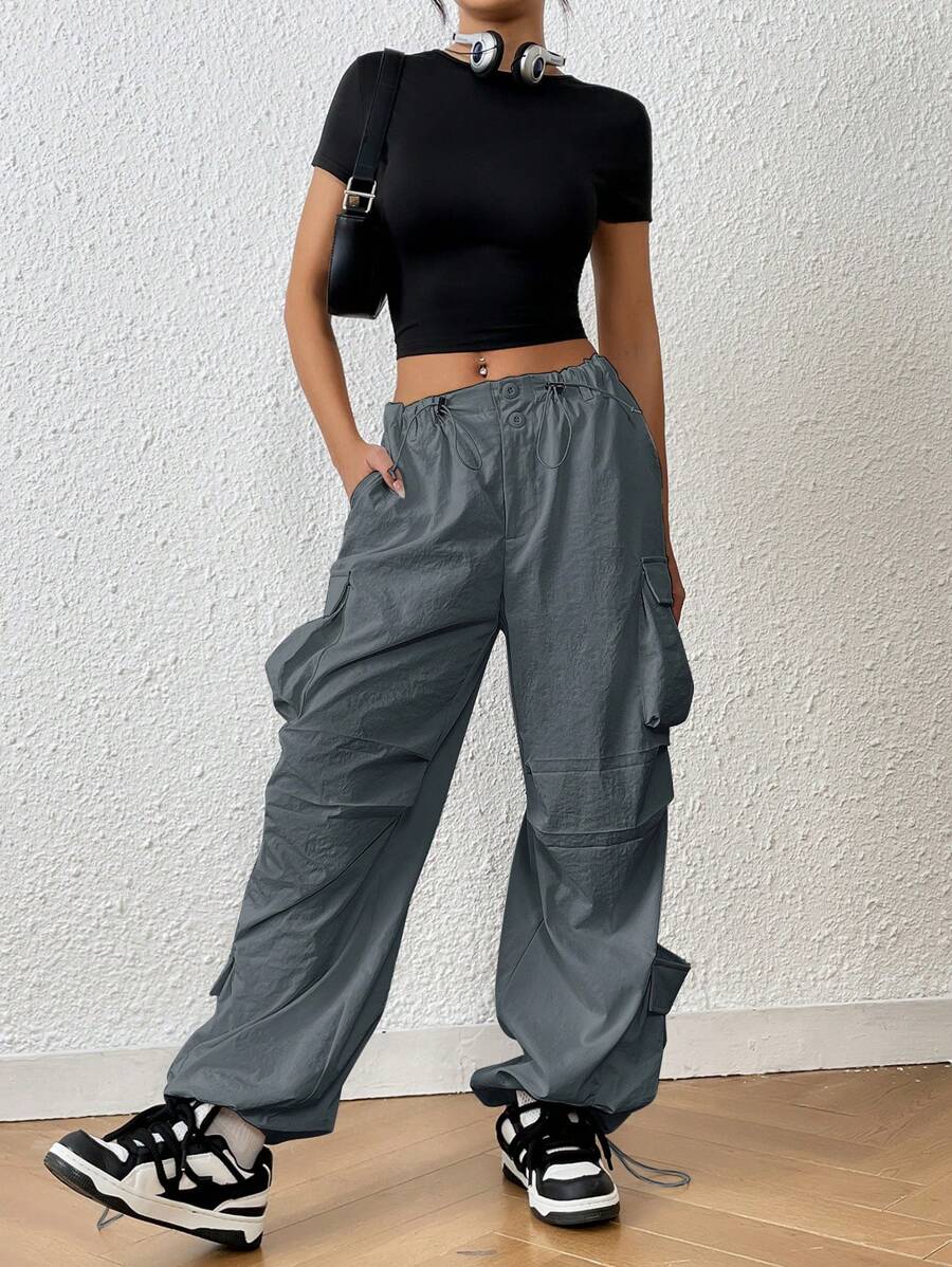 Trendy Solid Flap Side Pocket Cargo Pants – pocket detail close-up