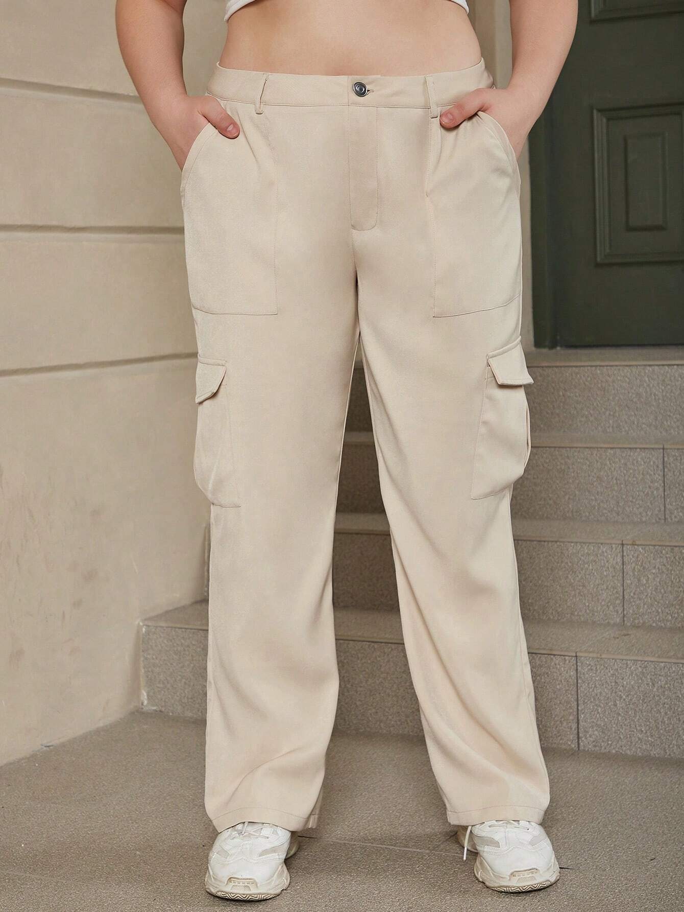 Flap Side Pocket Casual Cargo Pants Style 19 – pocket detail close-up
