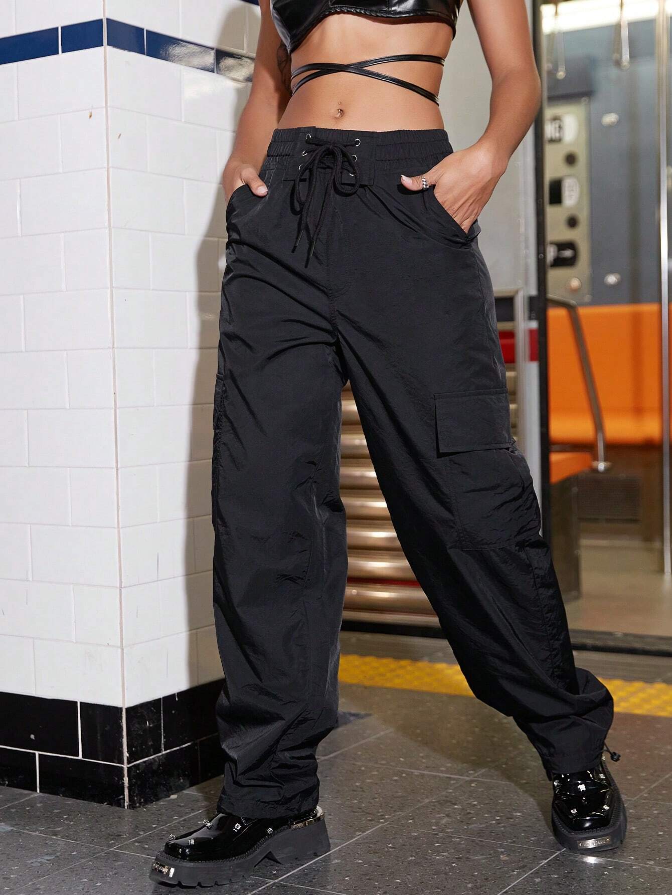 Lace Up Waist Flap Pocket Cargo Pant – side profile view