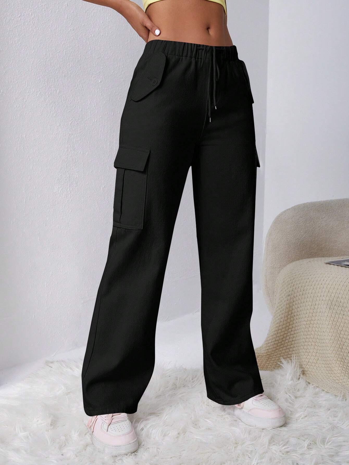 Long Length Regular Fit Denim Cargo Pants – waistband detail