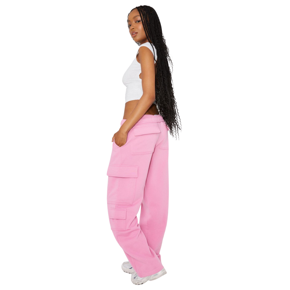 Fleece Cargo Sweatpant – lifestyle view 25