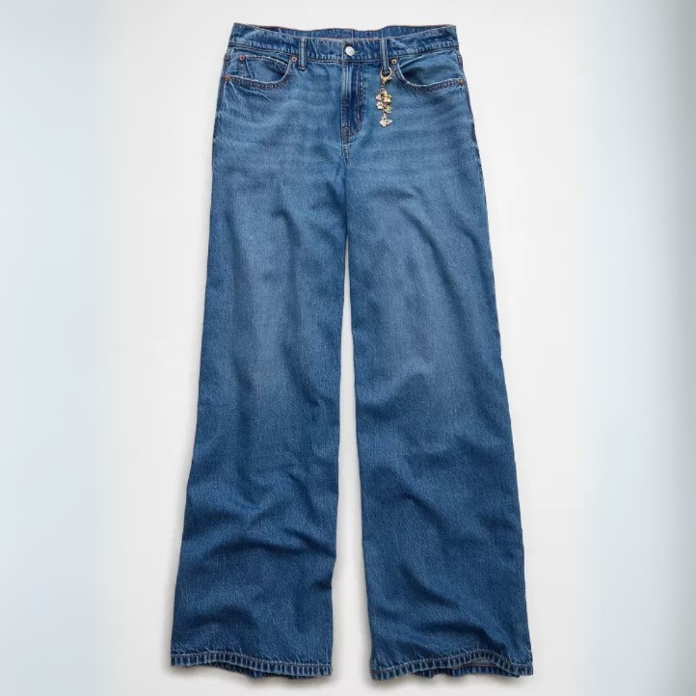 Women Wide Leg Jeans with Embroidered Detail