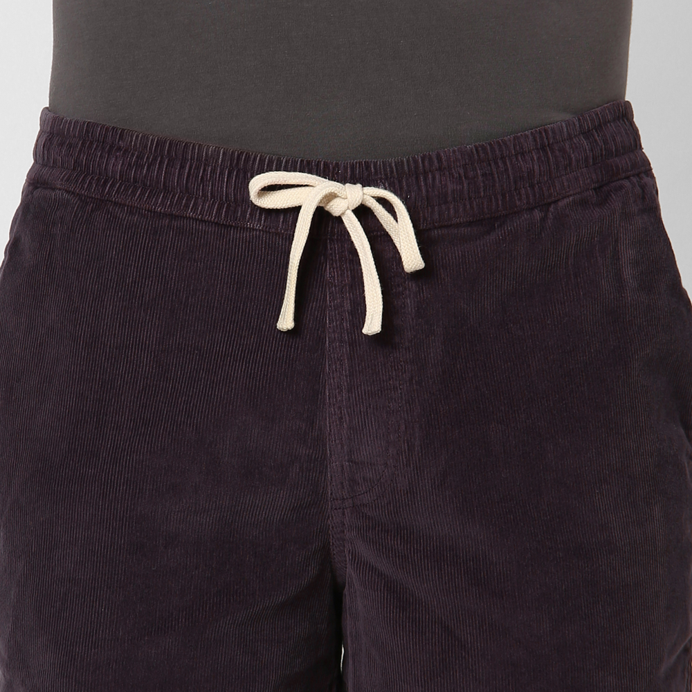 Casual Drawstring Shorts – lifestyle view 16