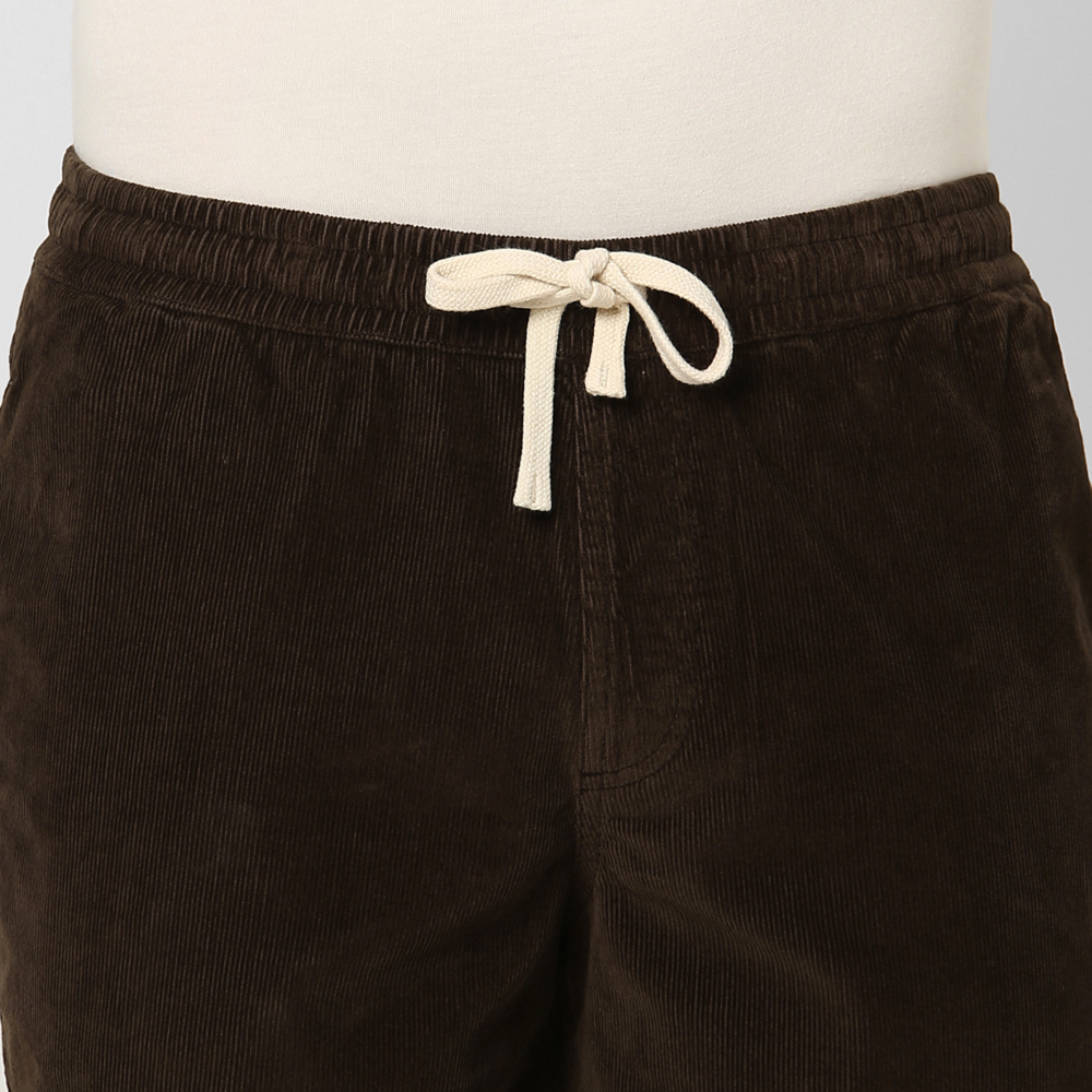 Casual Drawstring Shorts – lifestyle view 23