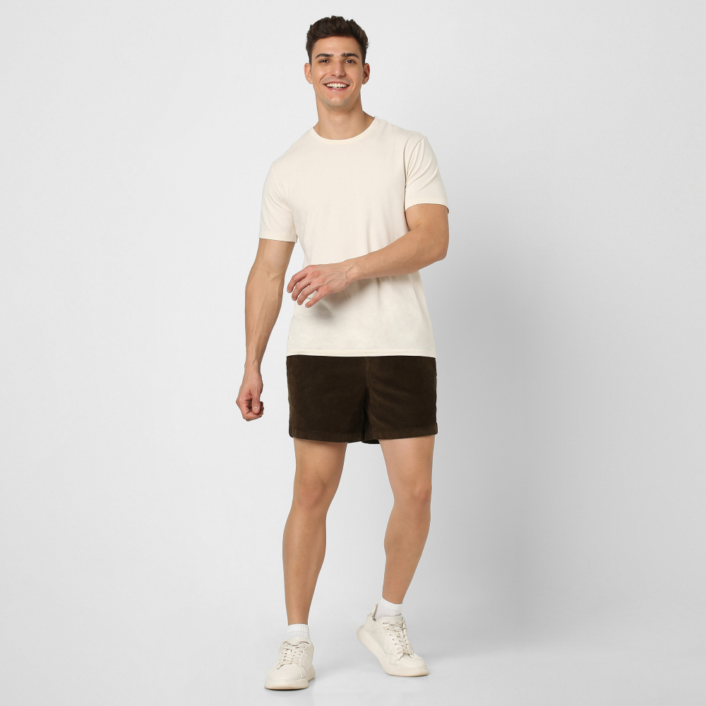 Casual Drawstring Shorts – lifestyle view 45
