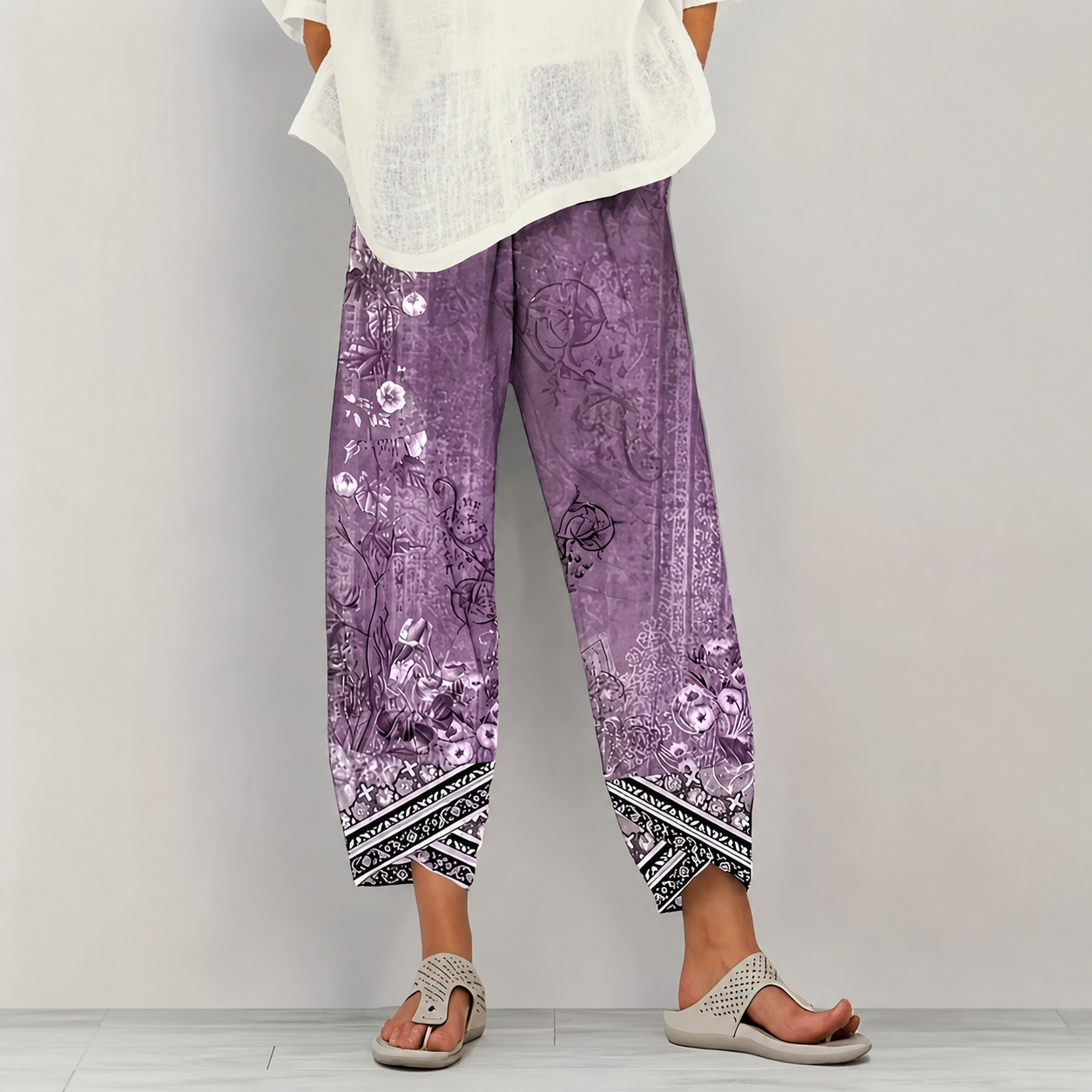 Vintage Themed Floral Capri Pants For Women