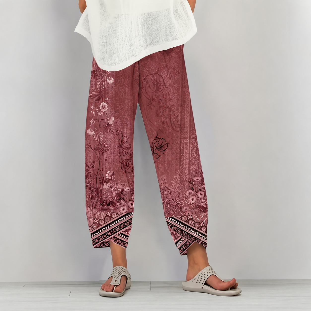 Vintage Themed Floral Capri Pants For Women