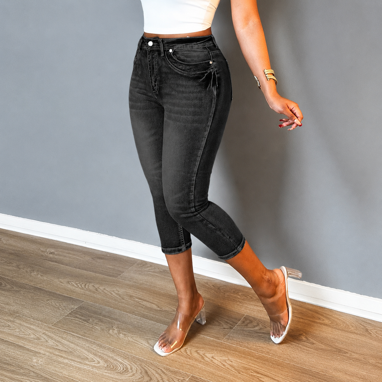 Vintage Themed Button Up Zipper Stretchable Jeans
