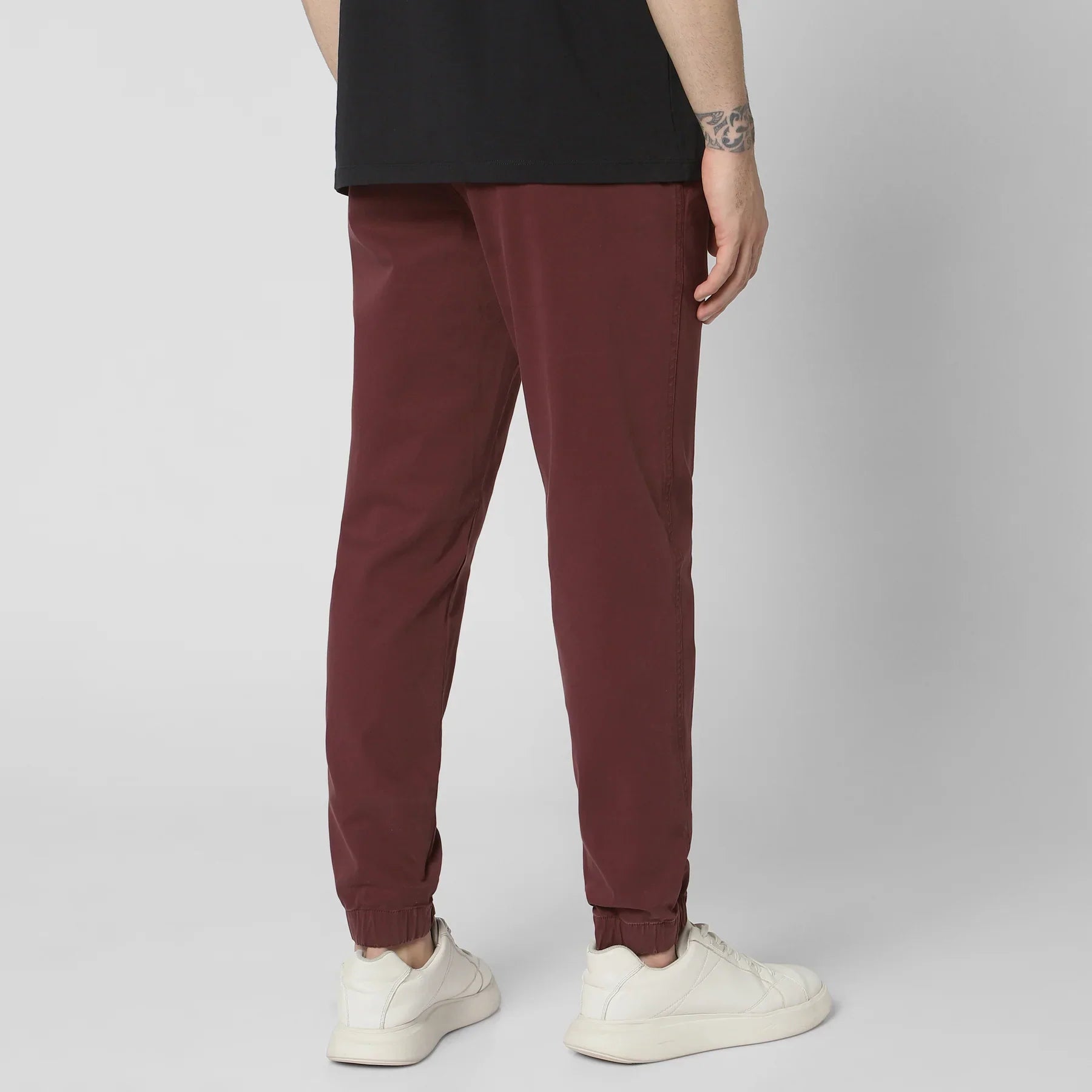 Stretchable Side Pockets Jogger Pants – full length outfit view