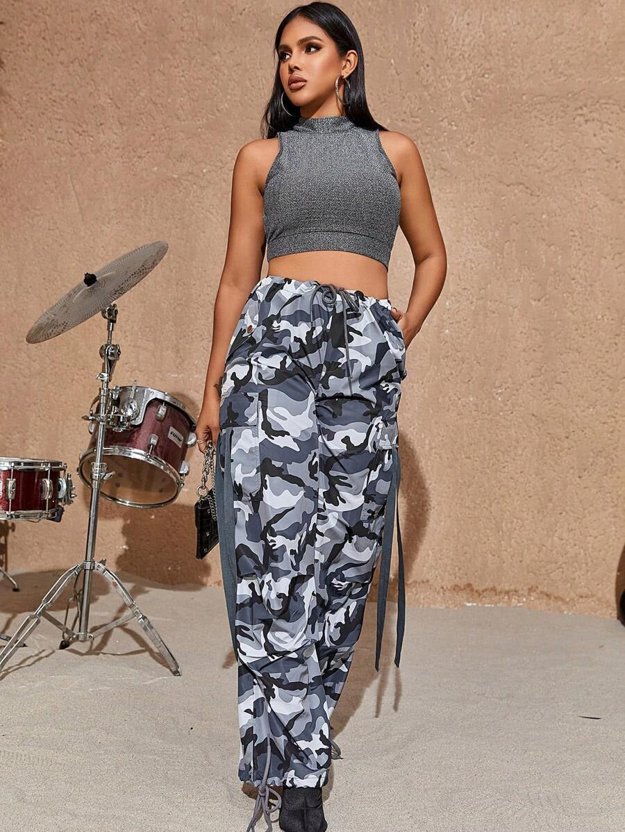 Camo Print Drawstring Waist Cargo Parachute Pants – side profile view