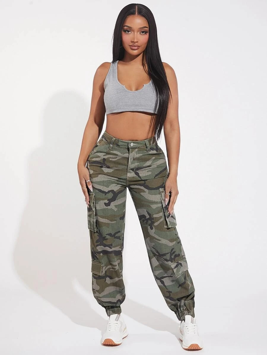 Camo Print Flap Pocket Side Cargo Jeans in Dark Green – styled outfit view