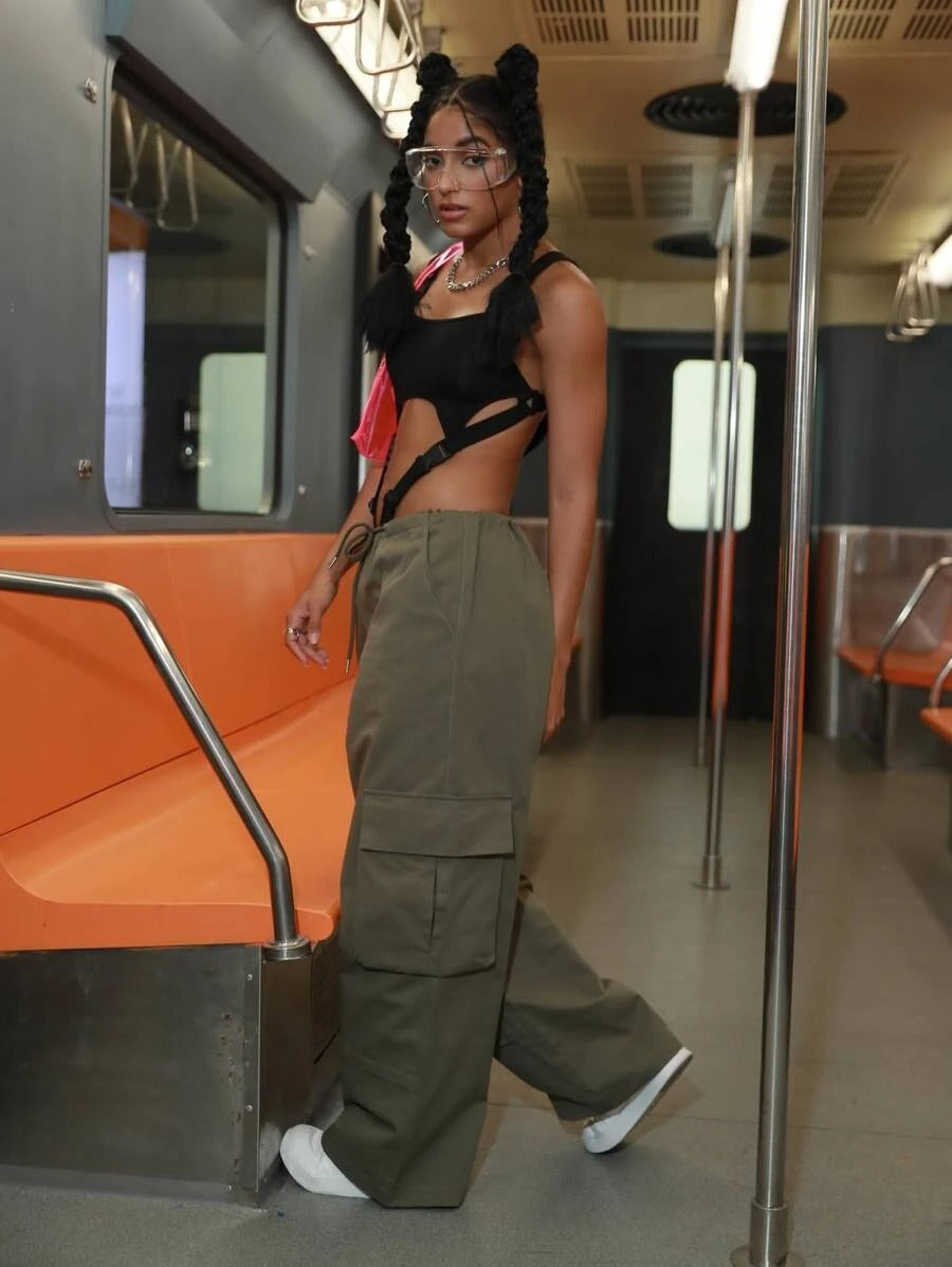 Low Rise Flap Pocket Wide Leg Cargo Pants – full length outfit view