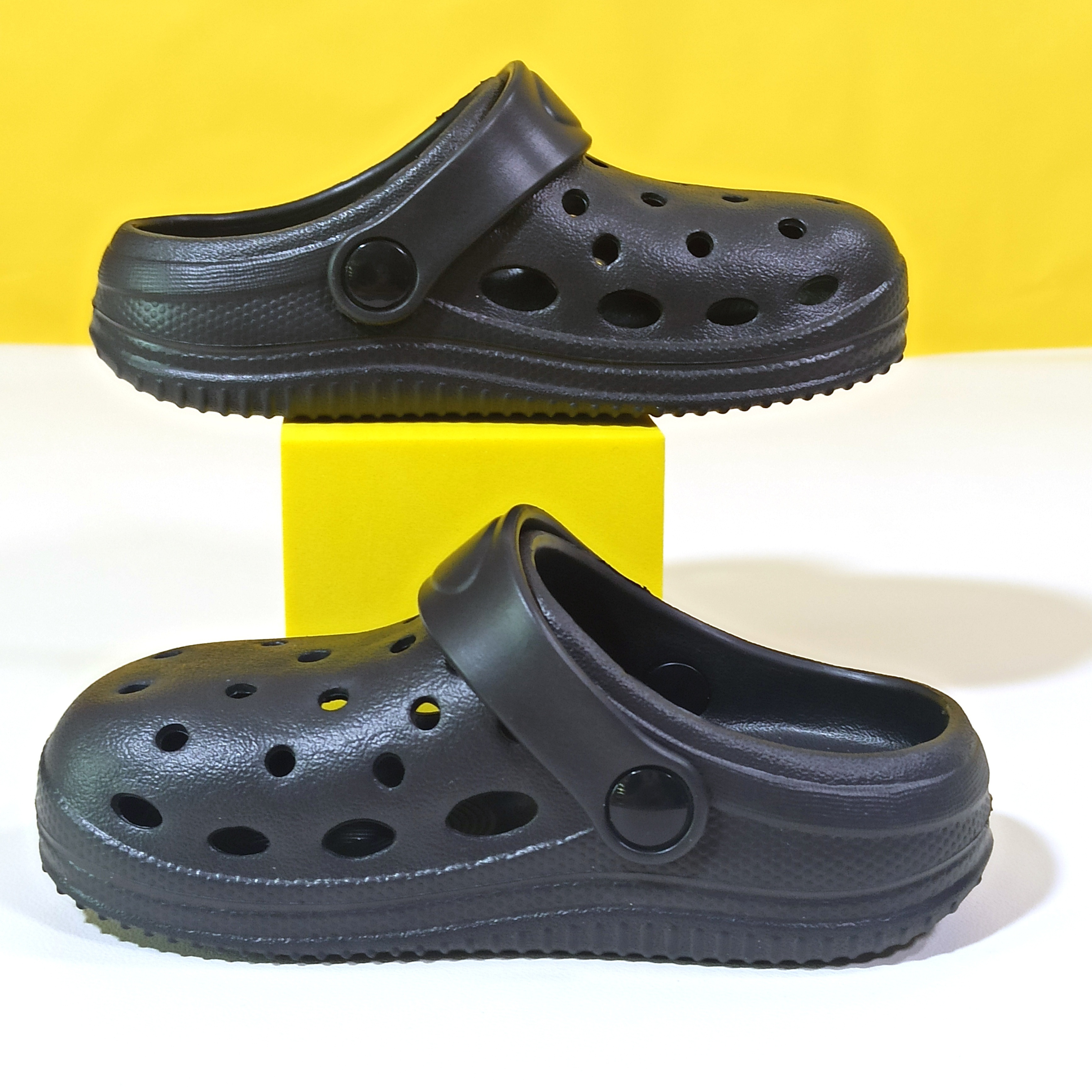 Casual Clogs For Beach And Everyday Wear For Kids