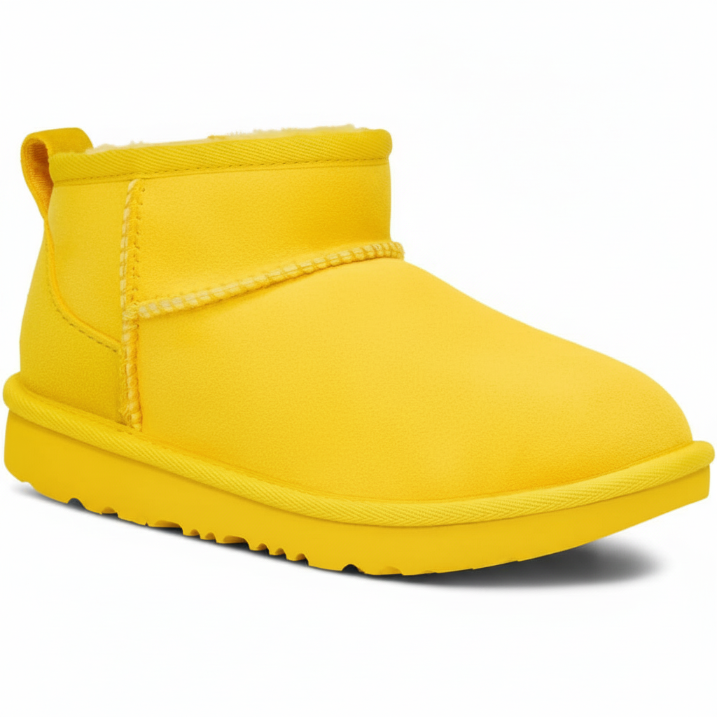 Unisex Child Classic Ultra Mini Fashion Boot