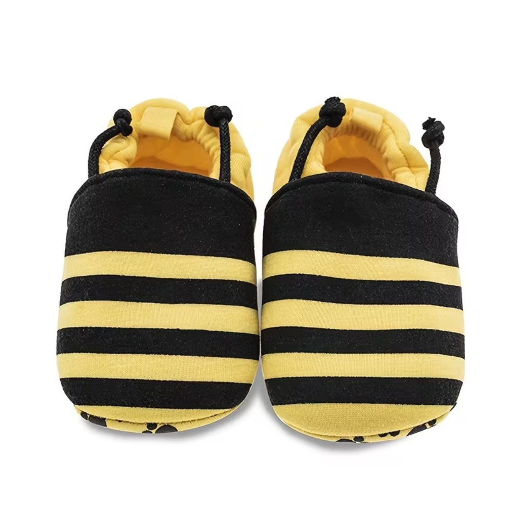 Comfortable Slip On Shoes With Bee Design 