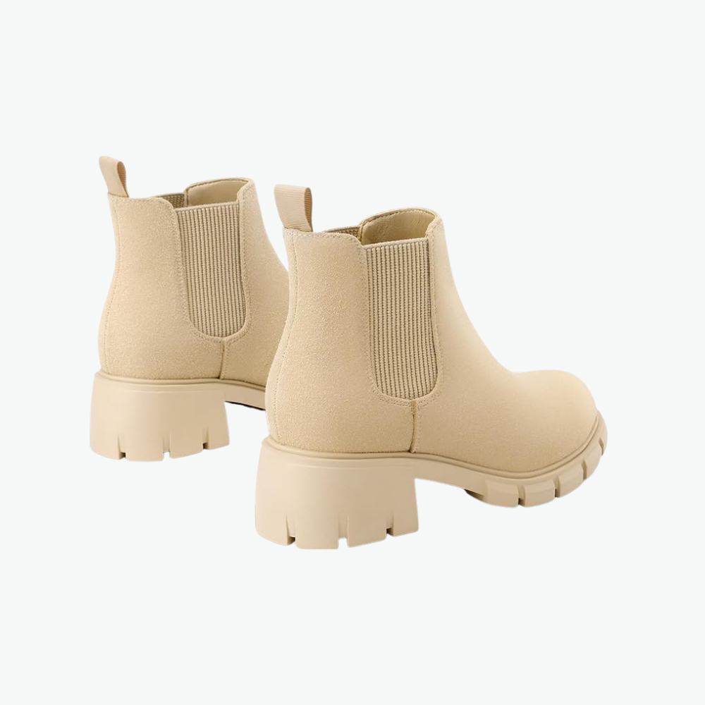 Girls Chelsea Boots With Comfortable Lug Sole