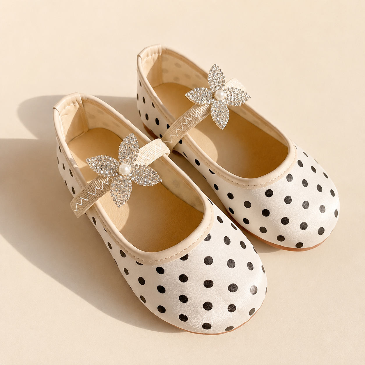 Adjustable Retro Style Fashion Sandals With Strap For Girls