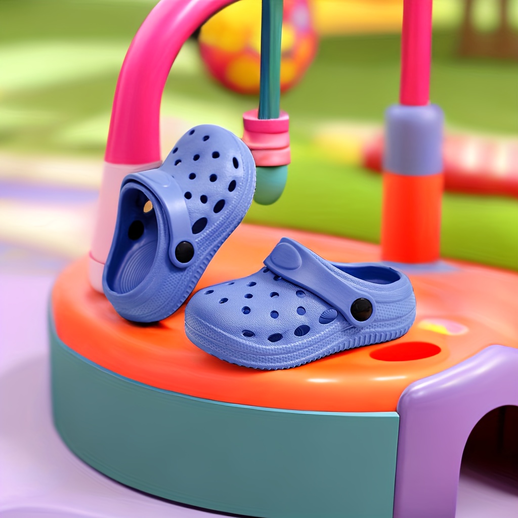 Casual Lightweight Indoor Outdoor Summer Wear Clogs For Kids