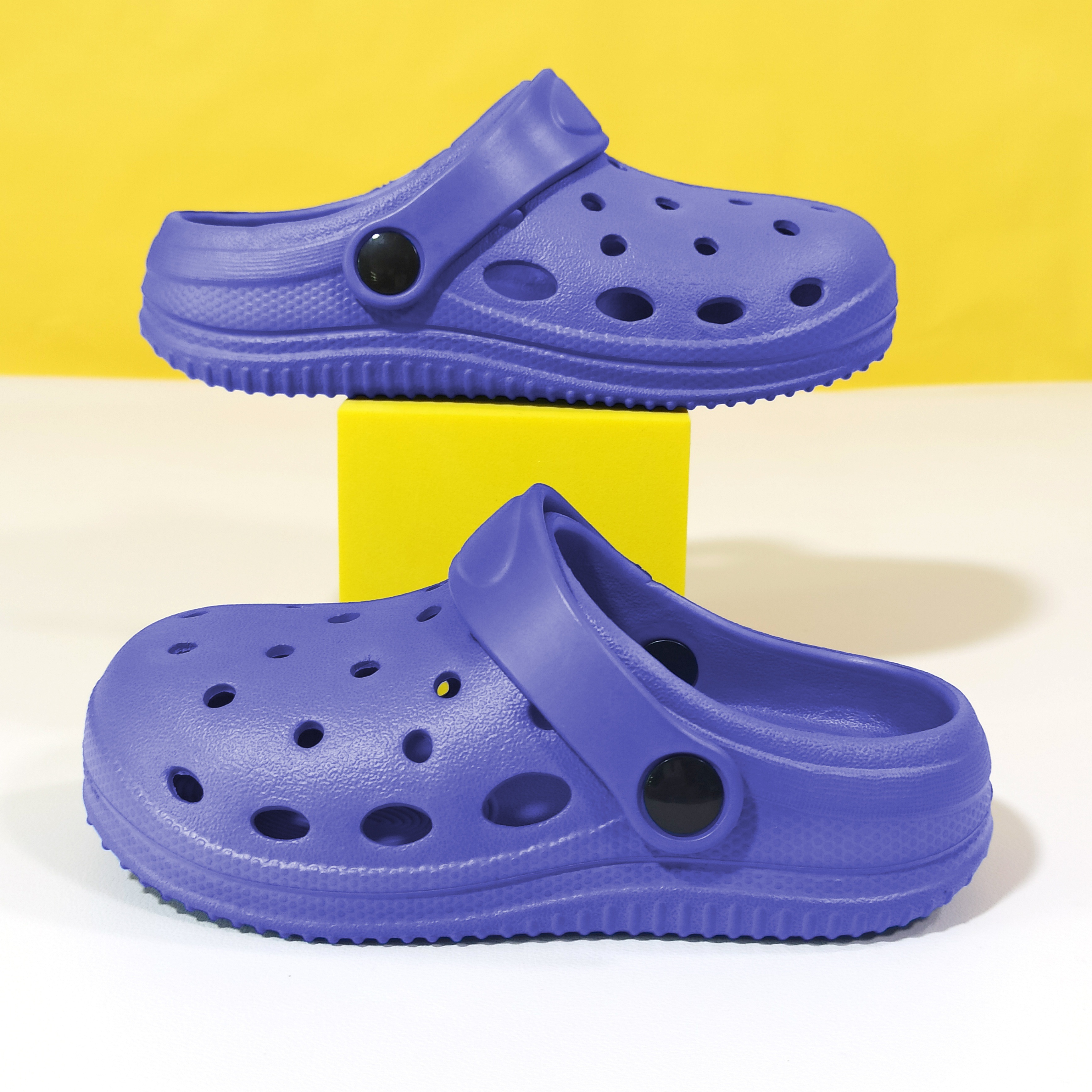 Casual Clogs For Beach And Everyday Wear For Kids