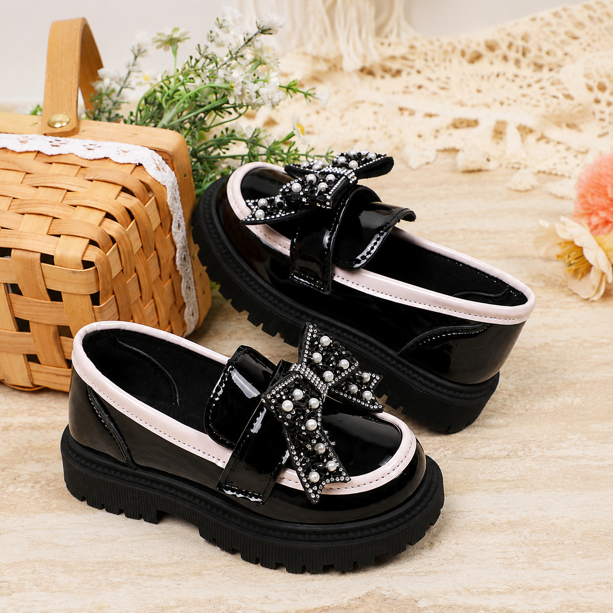 Bowknot Hook And Loop Non Slip Versatile Loafer Shoes For Girls