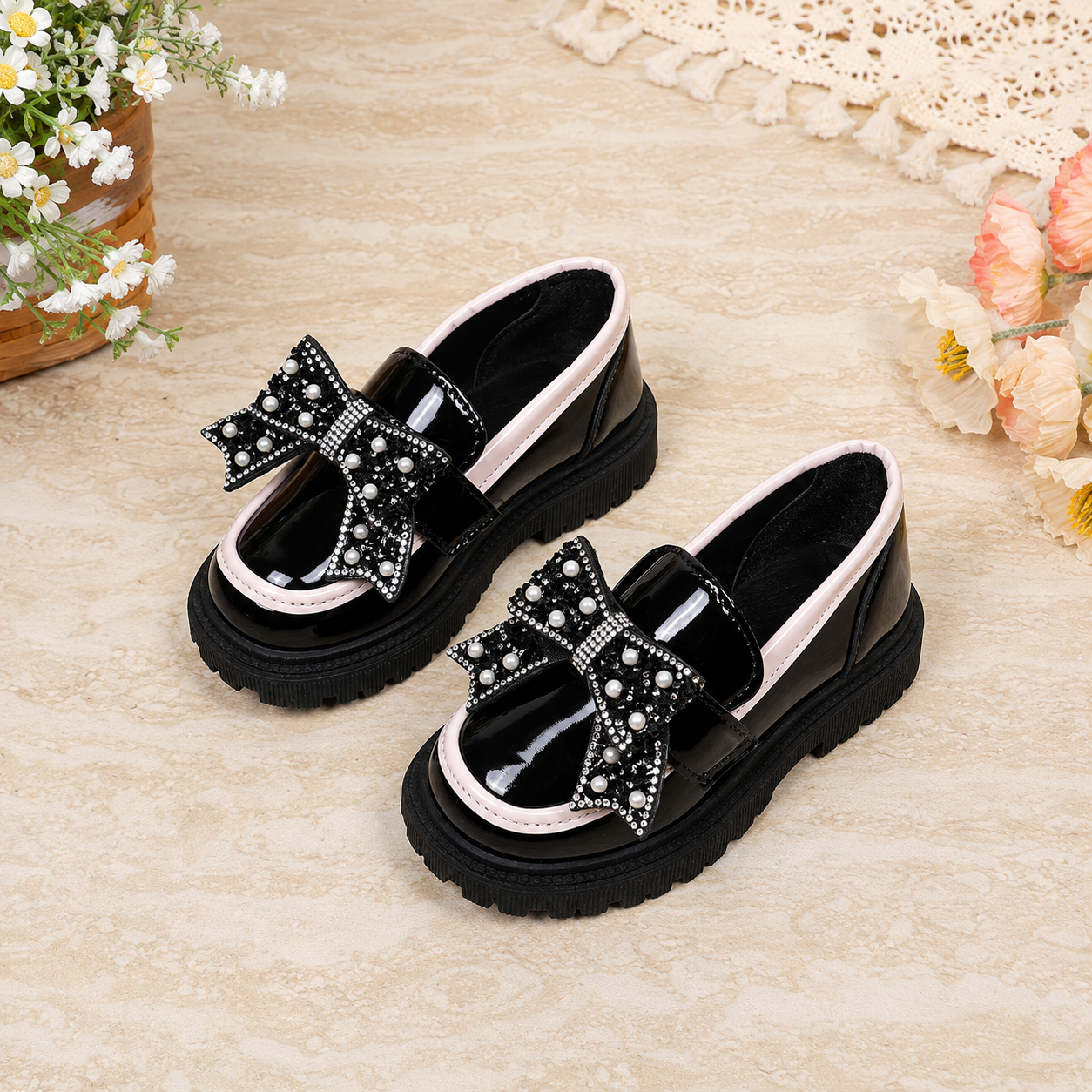 Bowknot Hook And Loop Non Slip Versatile Loafer Shoes For Girls