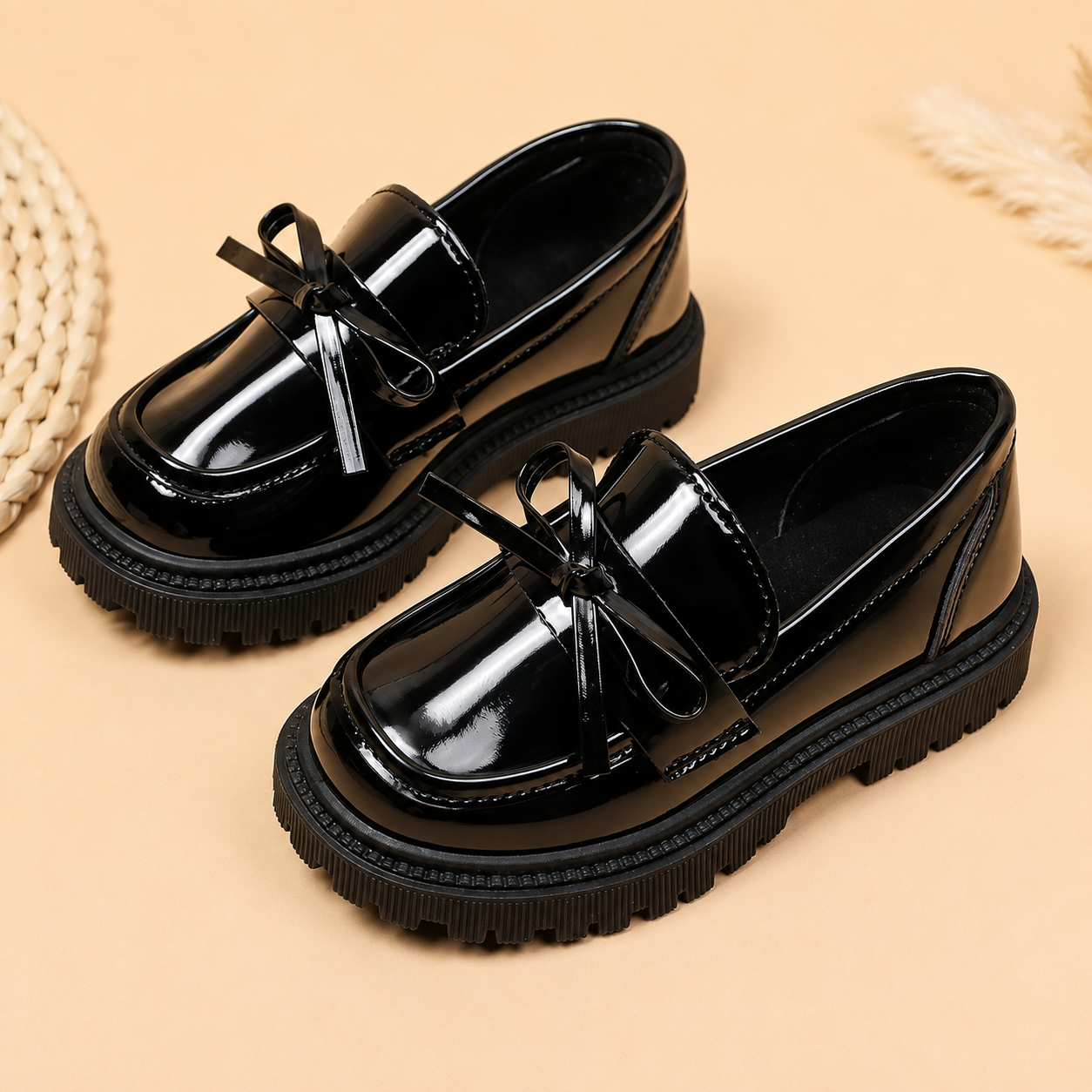 Non Slip Versatile Party And School Wear Loafers For Girls