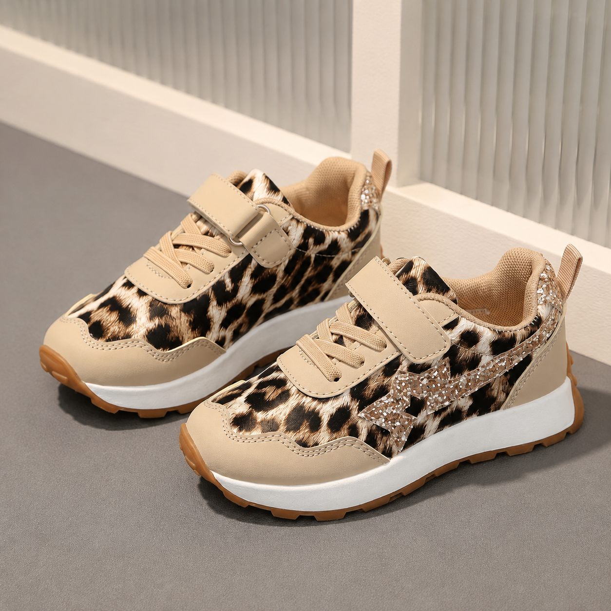 Leopard Print All Seasons Outdoor Sports Shoes For Girls