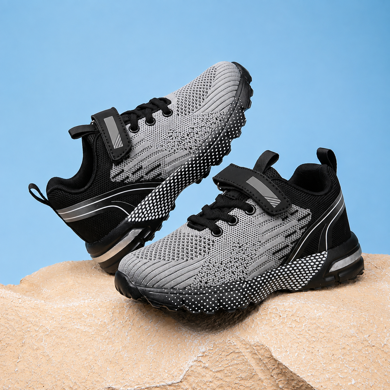 Lightweight Knitted All Seasons Daily Wear Sports Shoes For Kids