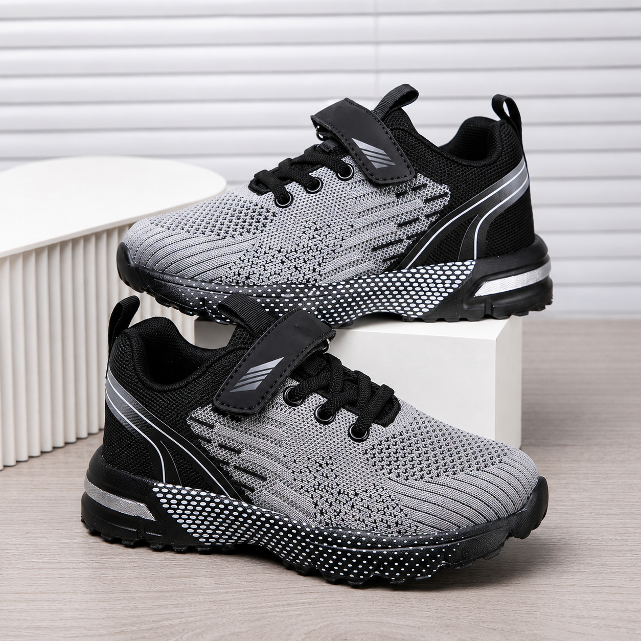 Lightweight Knitted All Seasons Daily Wear Sports Shoes For Kids