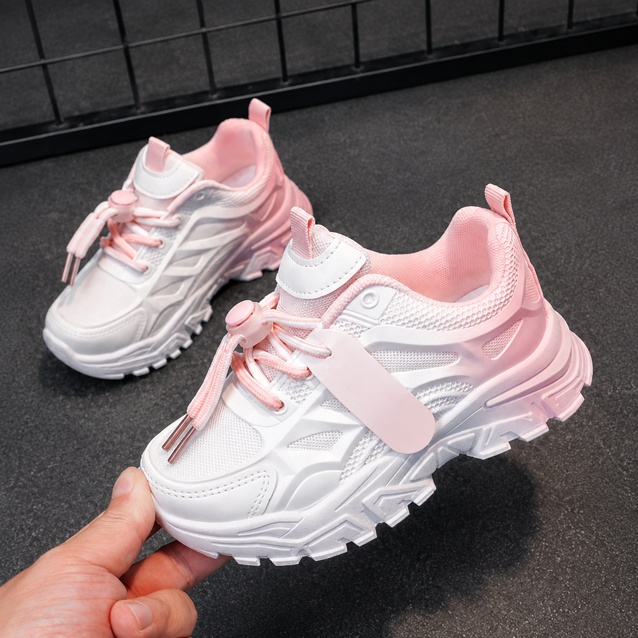 Casual Wear Athletic Sneakers Summer Sports Shoes For Girls