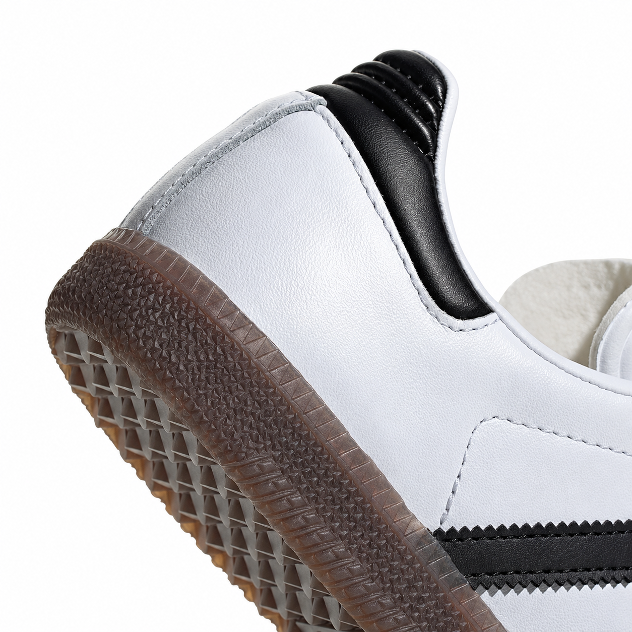 Classic Retro Lace Up Sneakers with Contrast Stripes for Boys