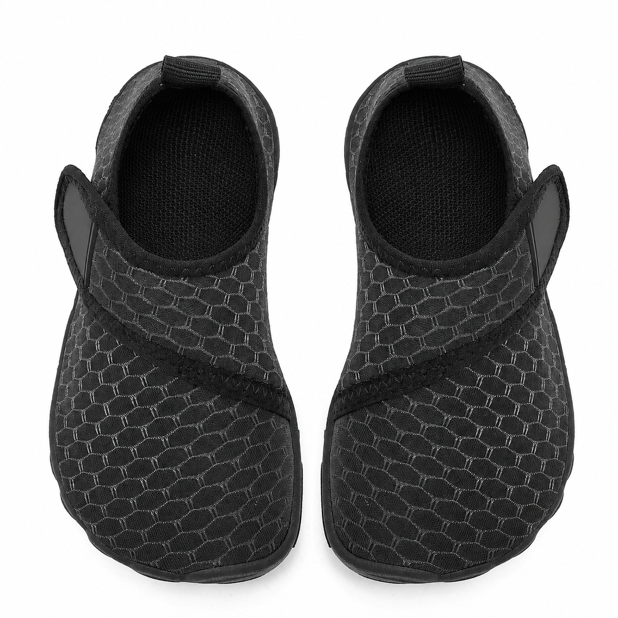 Non Slip Sole Quick Dry Aqua Shoes with Adjustable Strap and for Kids