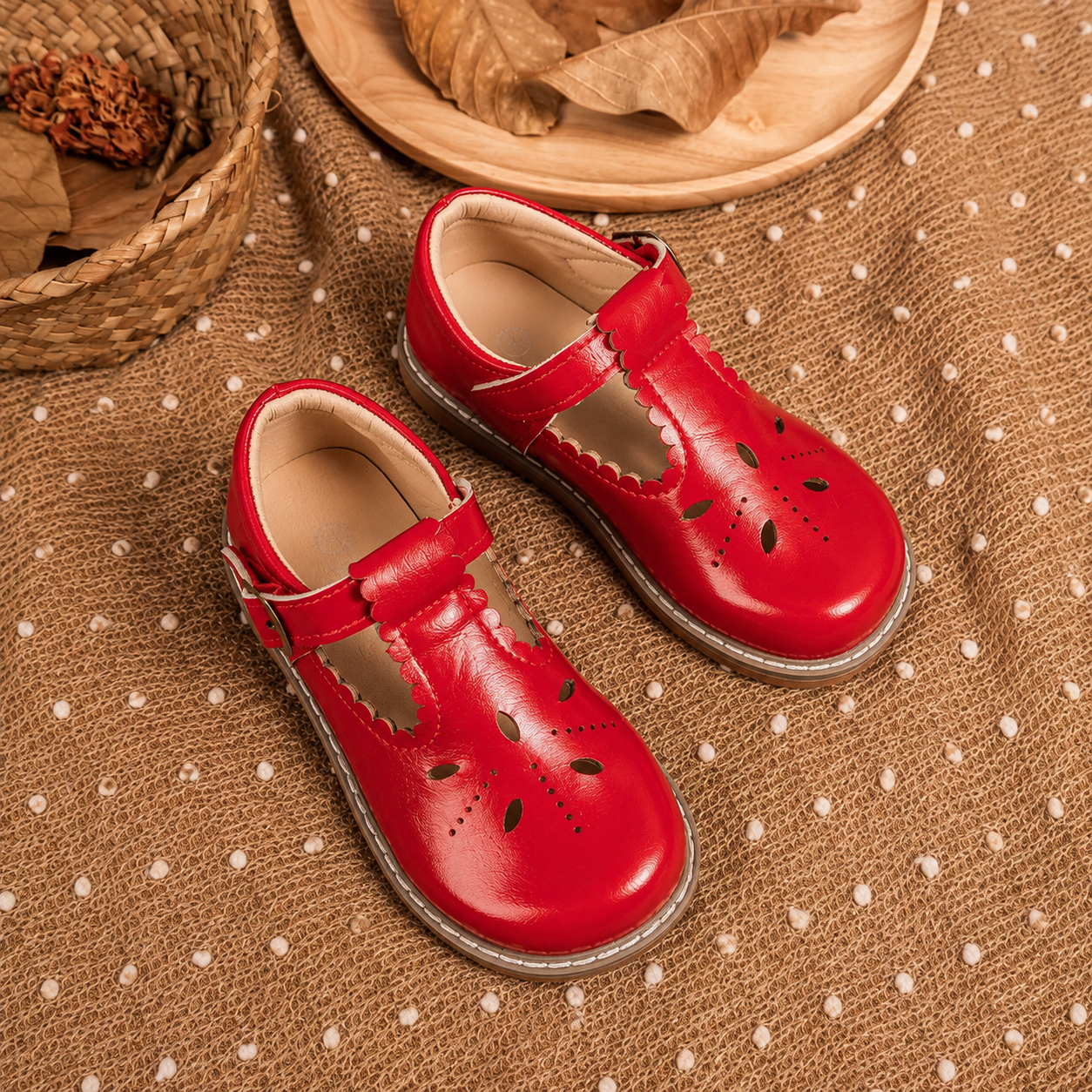 Casual Flat Fashionable Daily Wear Shoes For Girls