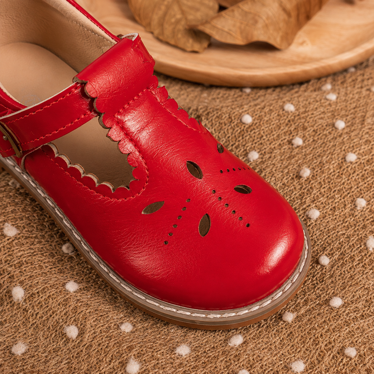 Casual Flat Fashionable Daily Wear Shoes For Girls