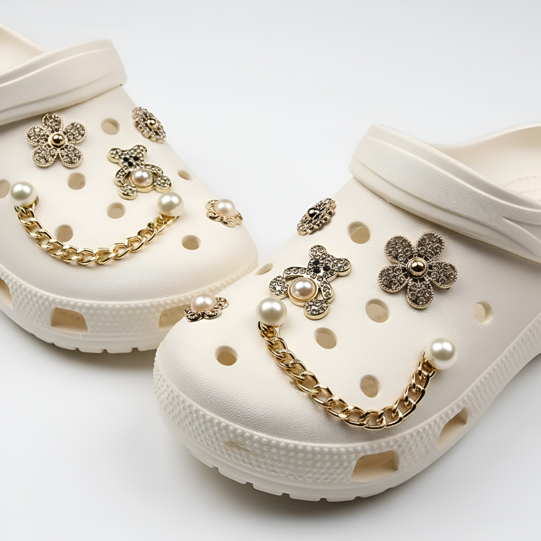 10pcs Cute Bear & Faux Pearl & Rhinestone Design Shoes Decorations, Fashionable Novelty Shoes Decorations For Clogs Design, Dazzling Glamour Trendy Holiday Shoe Accessories for women & girls