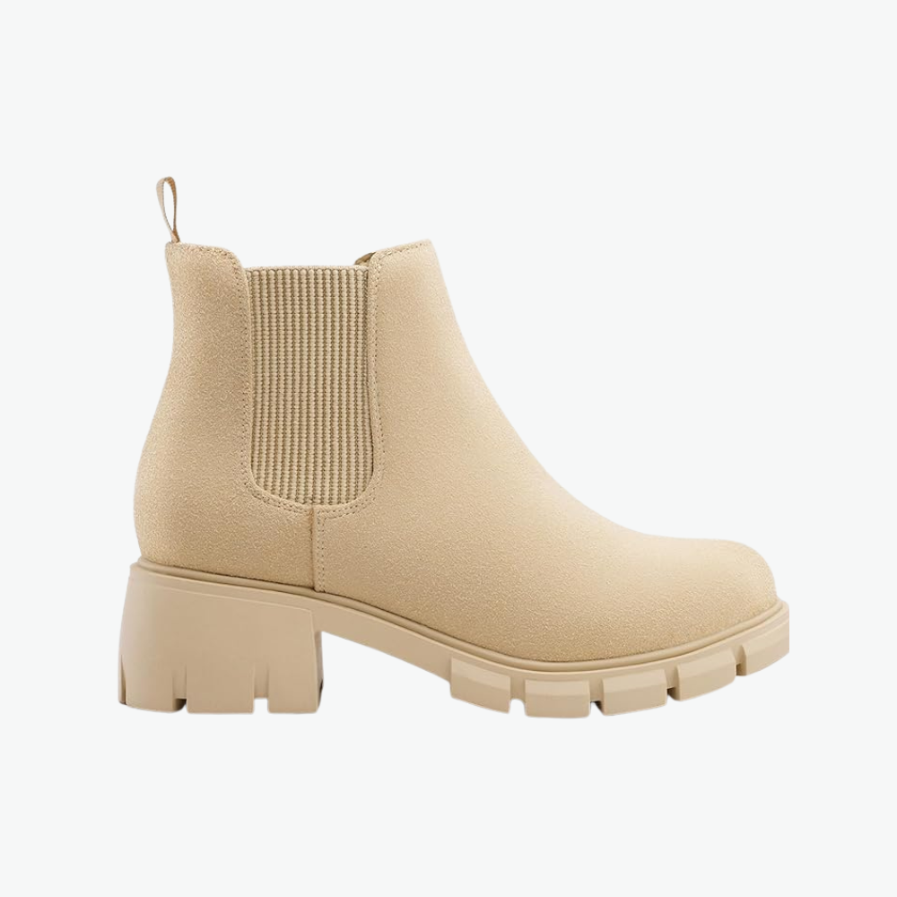 Girls Chelsea Boots With Comfortable Lug Sole