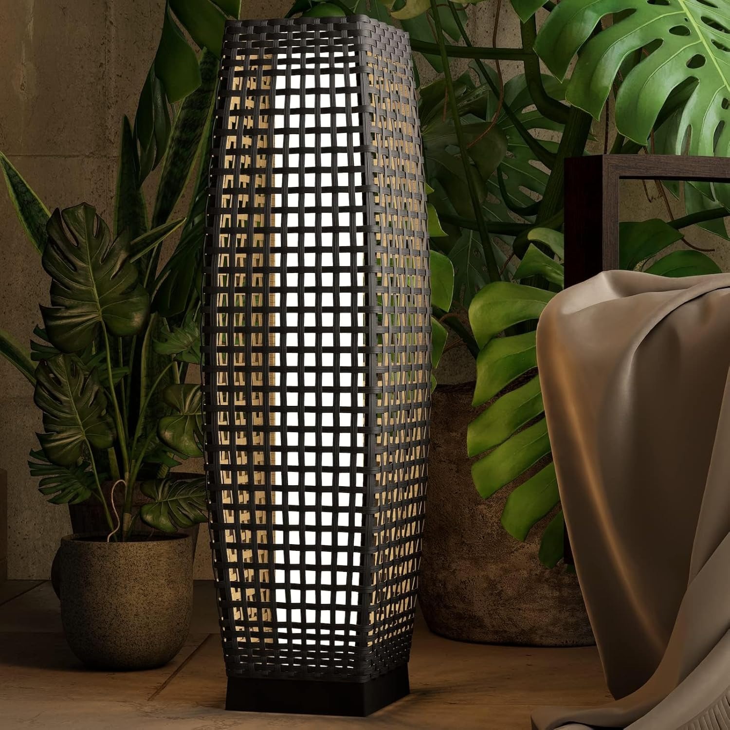 Solar Wicker Outdoor Floor Lamp