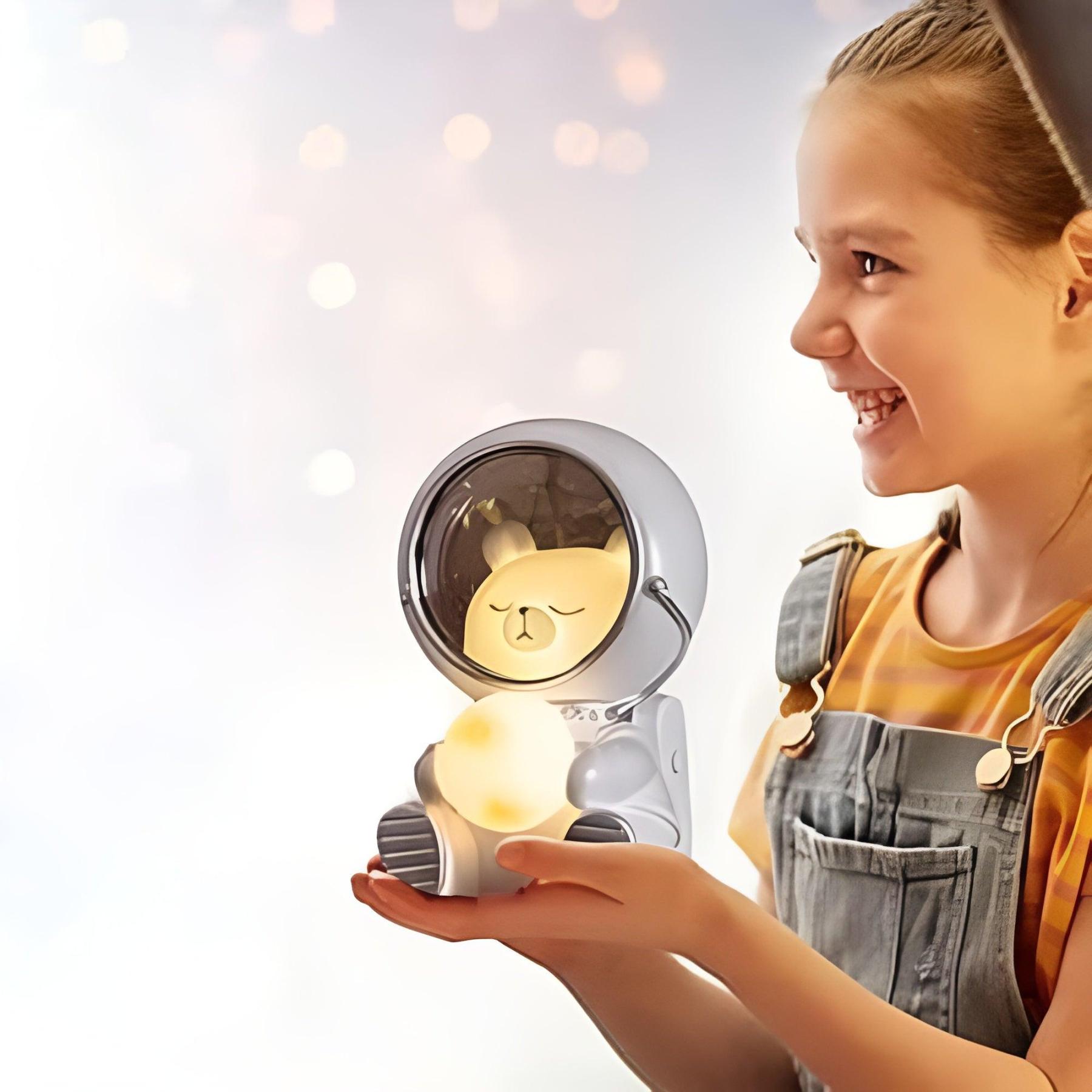 Astronaut Night Light - Solar Flame Torch