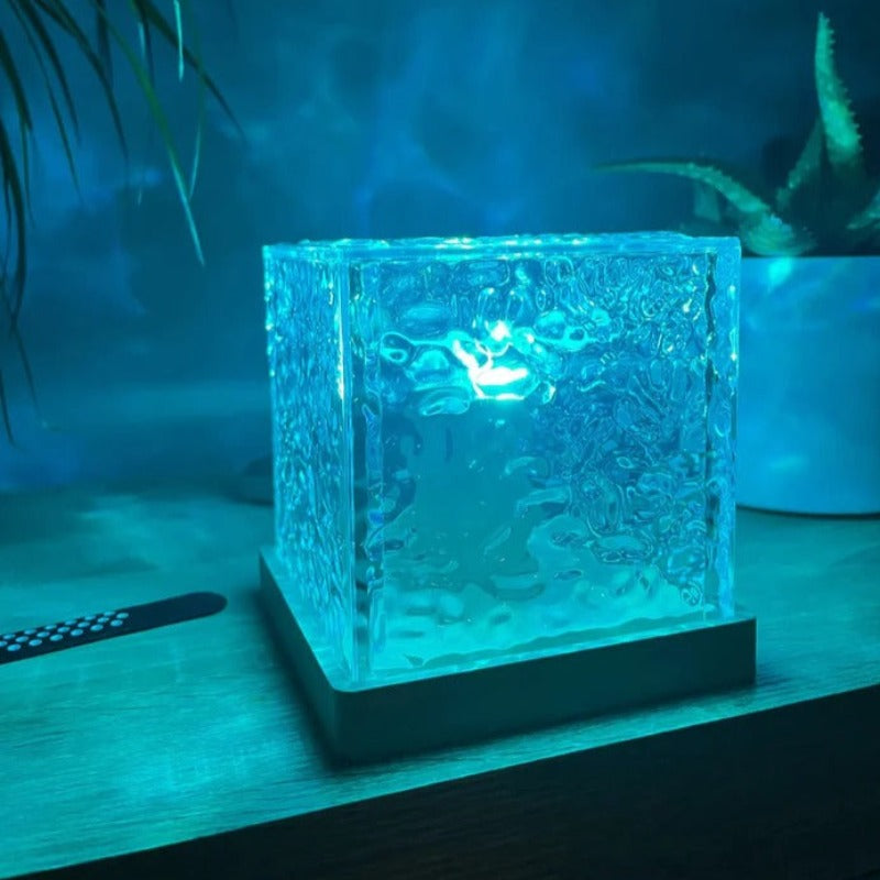 Tessaract Cube With Mystique Illumination-LED Solar Fairy Lights