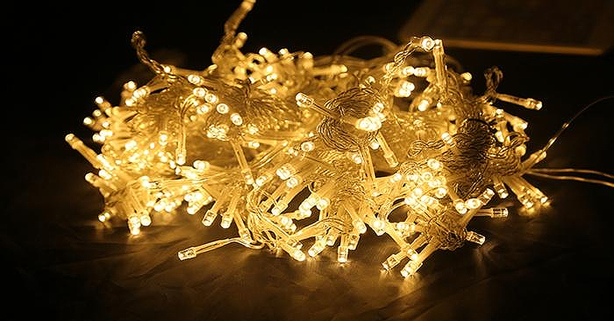 10Ft. 300-LED Warm White String Curtain Light-LED Solar Fairy Lights