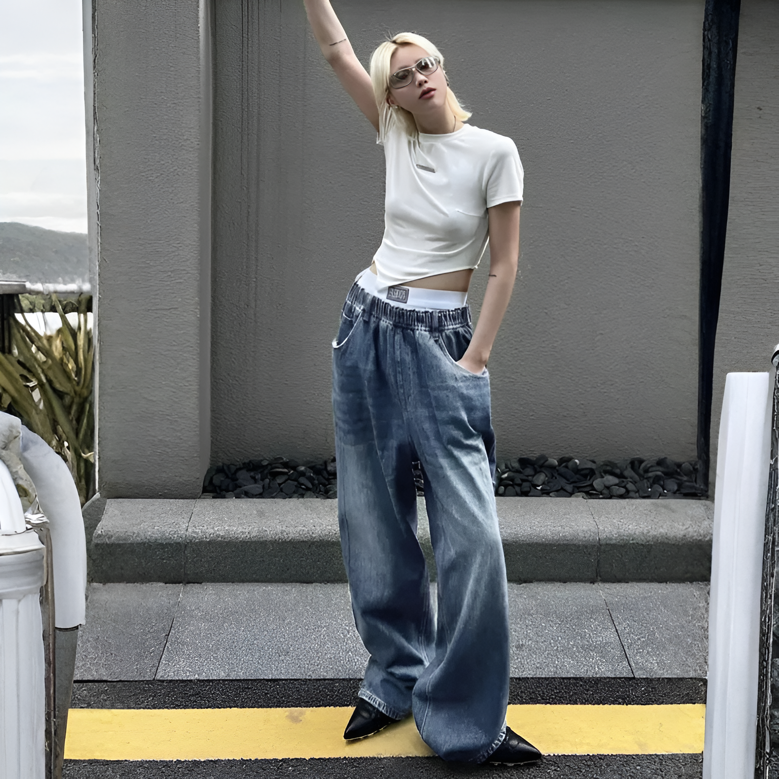 Dark Wash Loose Fit Vintage Denim Pants For Women