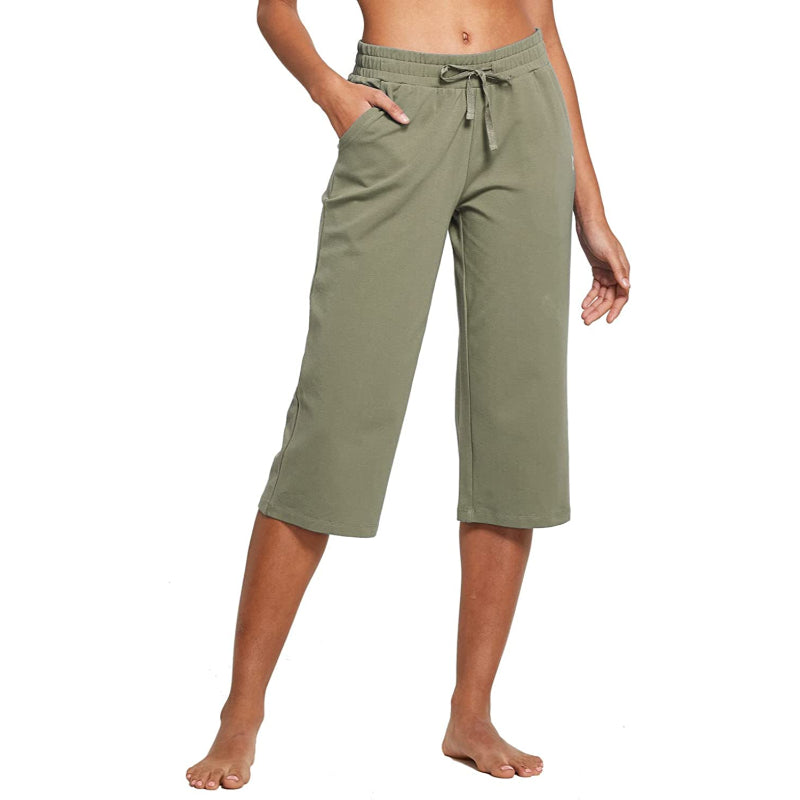 Women's Active Yoga Lounge Capri Pocketed Walking Crop Pants-Legletic