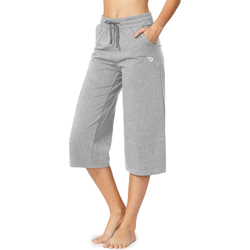 Women's Active Yoga Lounge Capri Pocketed Walking Crop Pants-Legletic