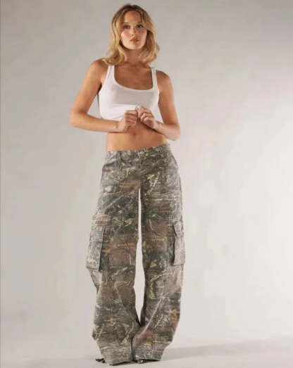 Camo Patterned Cargo Pants-Legletic