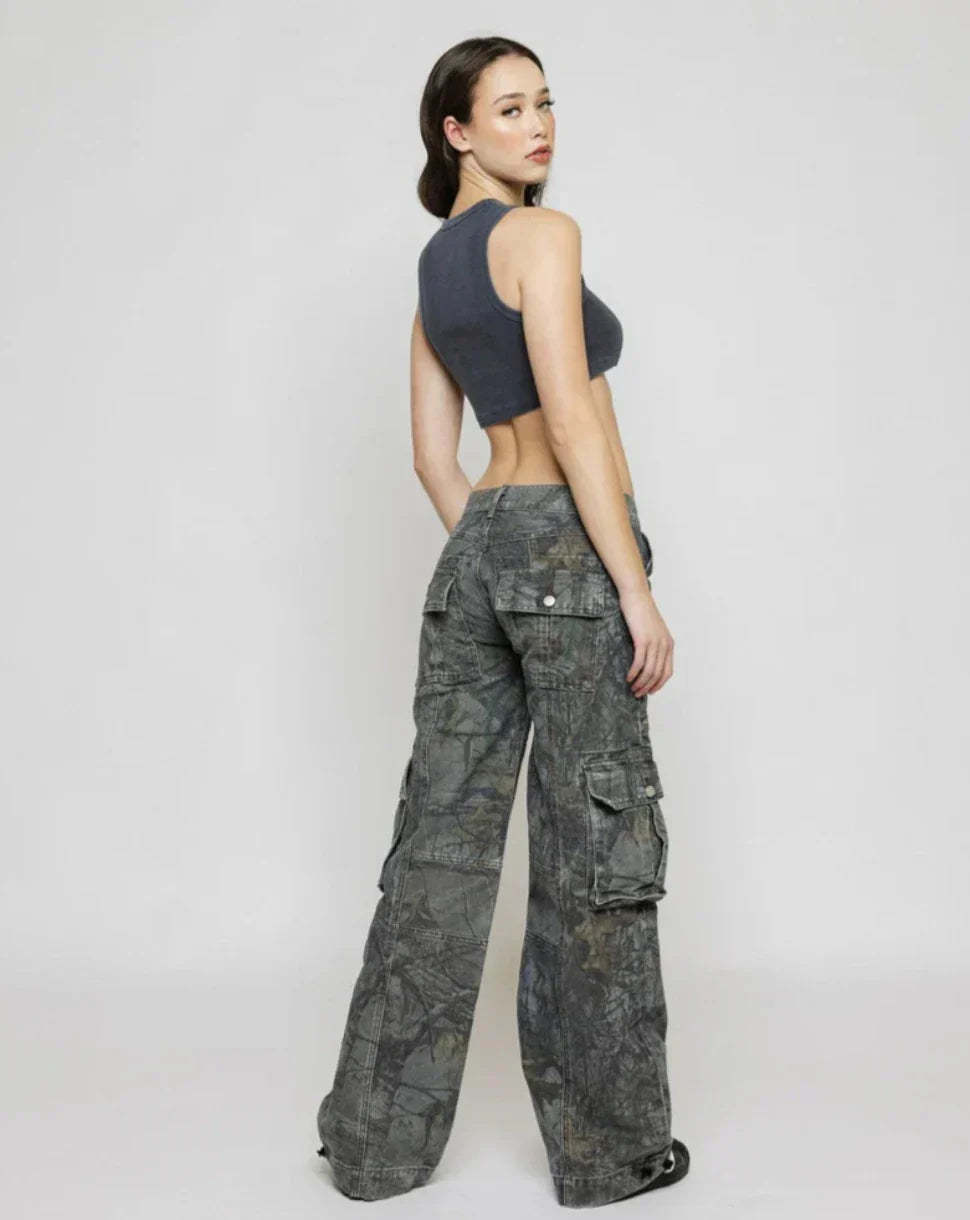 Camo Patterned Cargo Pants-Legletic