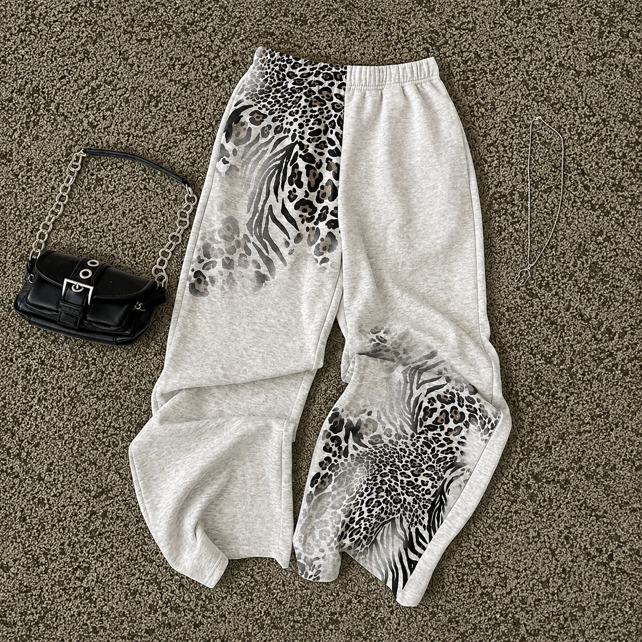 Low Rise Leopard Print Vintage Themed Pants