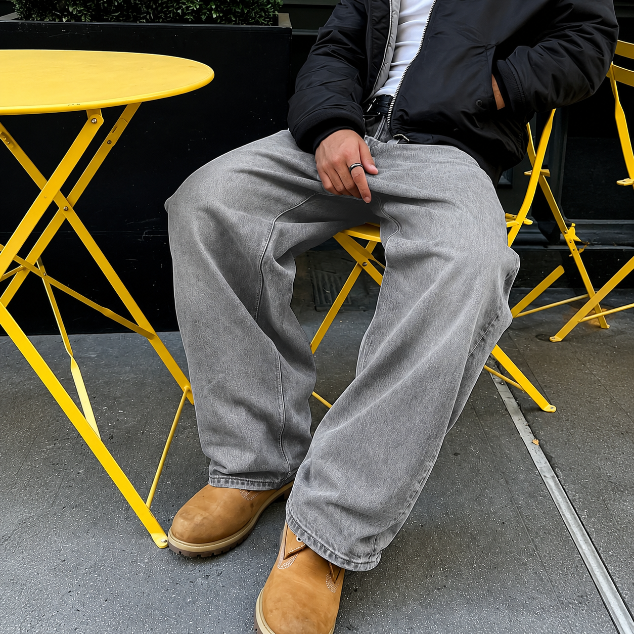 Versatile Loose Vintage Themed Denim Jeans For Men