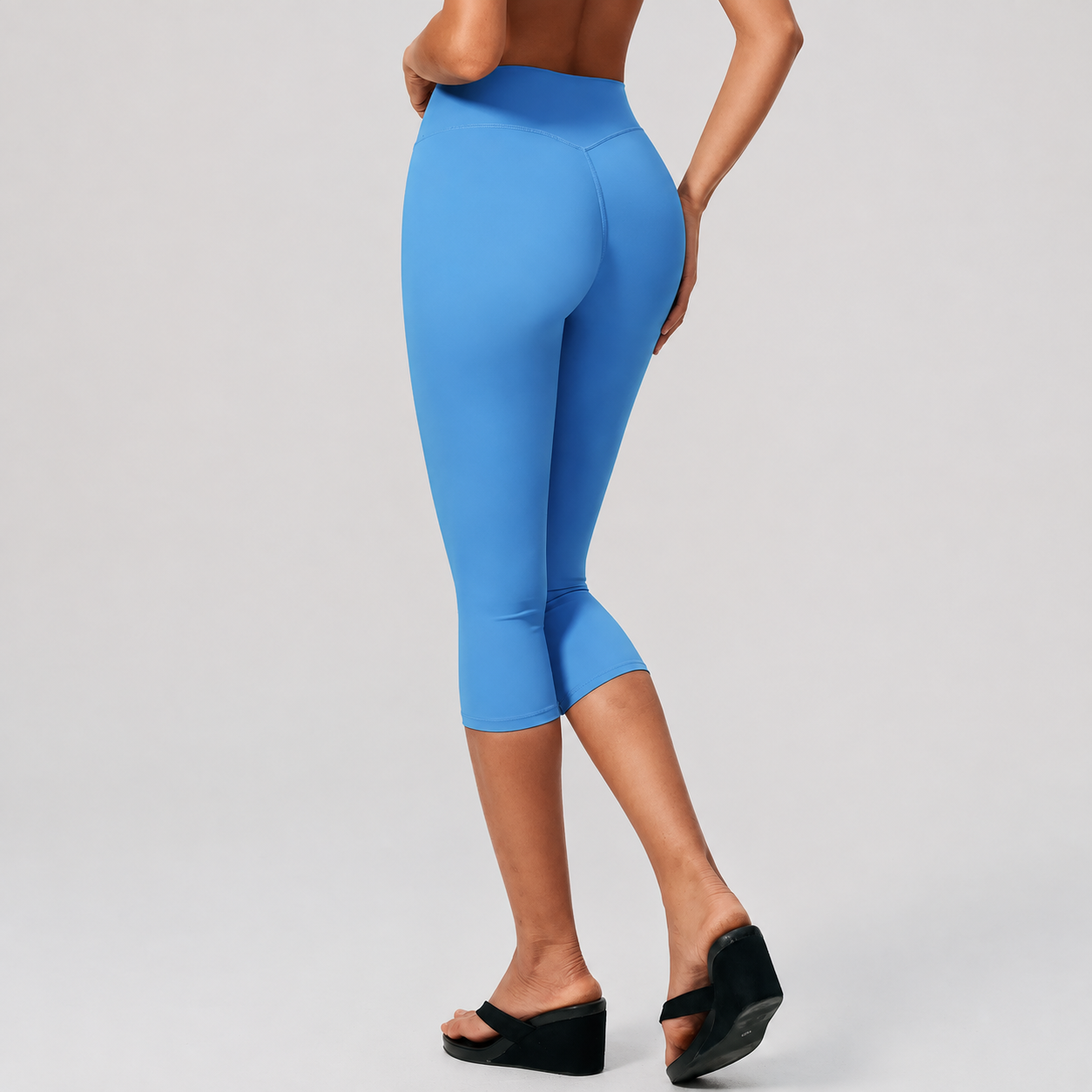 Cropped Stretch Leggings with Supportive Fit for Women