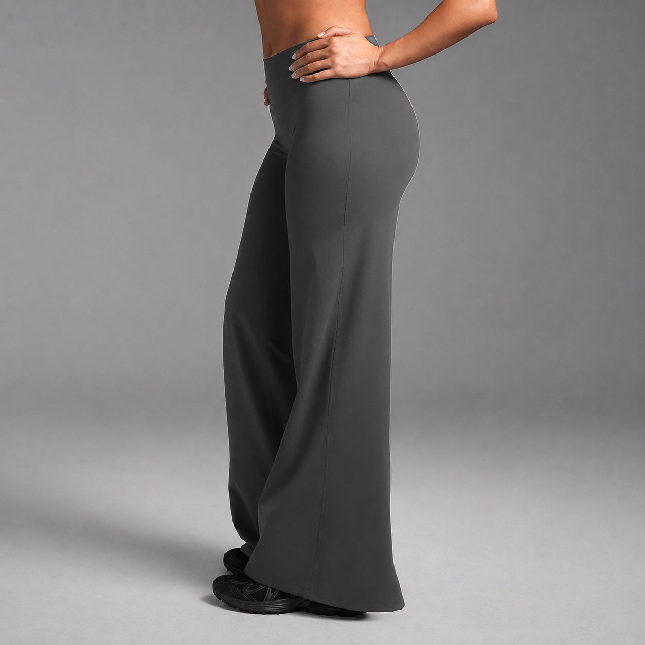Stretchy Flared Pants For Workouts And Daily Wear